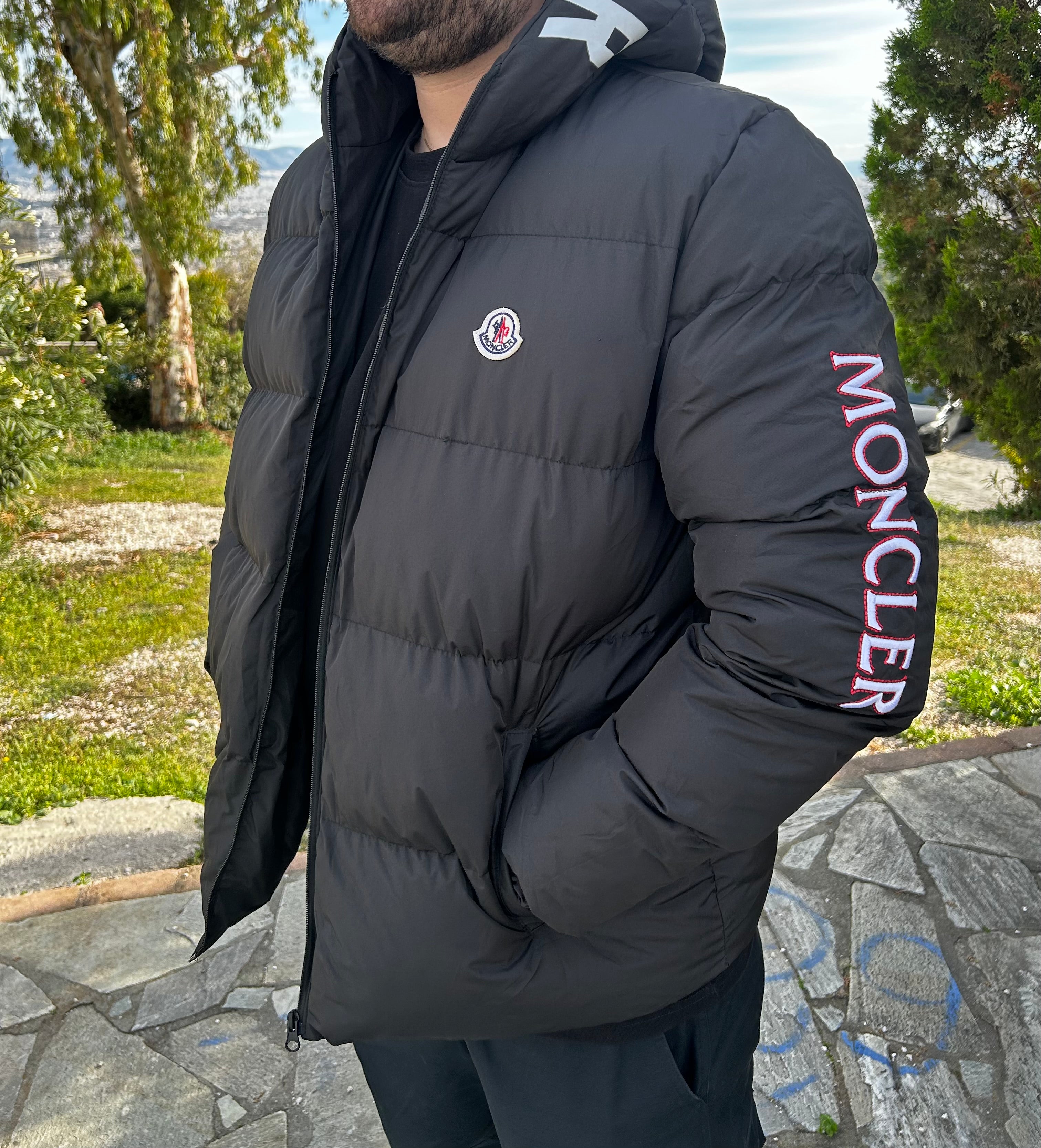 Puffer Moncler Black - MC1906